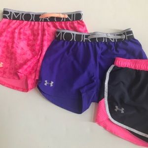 Under Armour Shorts Girls Medium